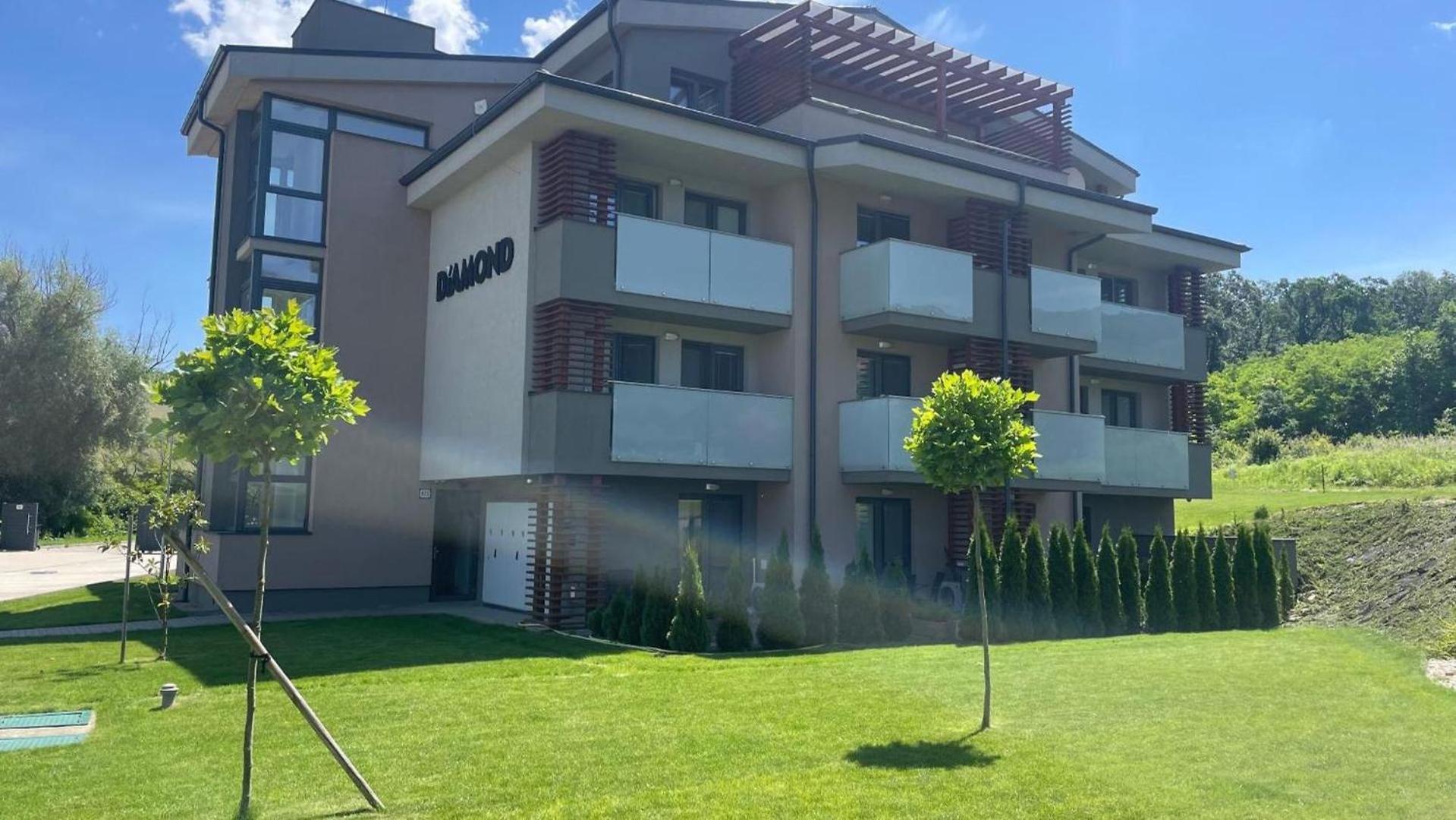 Apartman Diamond Podhájska Exterior foto